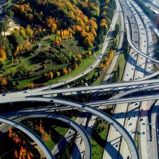 ABD'de Yüz Binlerce Siyahiyi Evinden ve İşinden Eden Irkçı Otoyol Planlaması