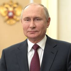 Putin'in Dışkısı, Korumaları Tarafından Neden Hemen Toplanıyor?