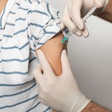 COVID-19 Aşısı Olmak İçin Aile Sağlığı Merkezi'ne Gideceklere Tavsiyeler