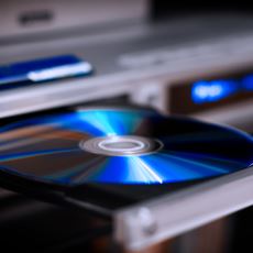 Ultra HD Blu-Ray Disk Formatının Bildiğimiz Blu-Ray'den Farkı Tam Olarak Nedir?