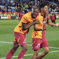 Oshimen'in Galatasaray Transferi Neden Şimdilik Zor Gözüküyor?