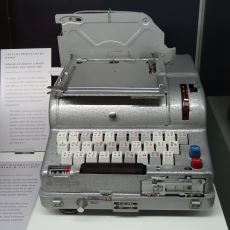 Sovyetler'in II. Dünya Savaşı'ndan Sonra Geliştirdiği Şifreleme Makinesı: Fialka