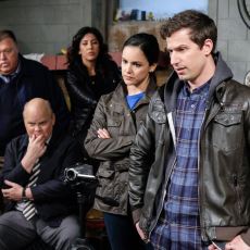 Brooklyn 9-9 Dizisinin Birbirinden Orijinal ve Komik Karakterleri