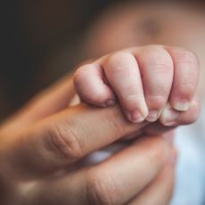 Bebeklerin Daha 6 Aylıkken İyi ile Kötüyü Ayırt Edebilmesi