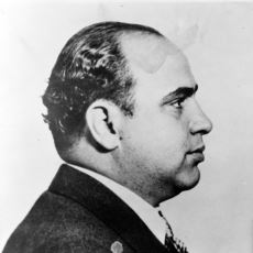 Kara Para Aklama İşini İcat Eden Amerikalı Mafya Babası: Al Capone
