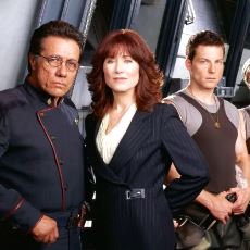 Battlestar Galactica İzleyenlere Aslında Hangi Şeylerin Mesajını Veriyor?