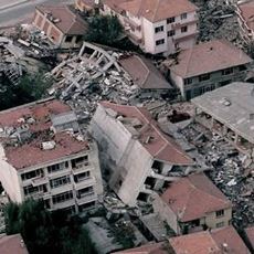 İBB'nin Tahminlerine Göre, Büyük İstanbul Depremi Gerçekleşirse Kaç Kişi Ölür?