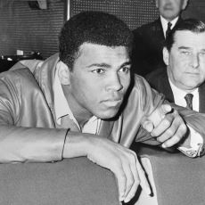 Muhammed Ali, Savaş Yüzünden Boks Lisansını Kaybedince Geçimini Nasıl Sağladı?