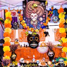 Meksikalıların Ölenleri Unutmamak Adına Yaptığı Pek Şenlikli Festival: Ölüler Günü