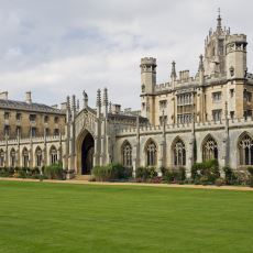 Cambridge Üniversitesi Hukuk Bölümüne Giriş Mülakatında Sorulan İlginç Soru