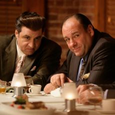 Çayınızı Kahvenizi Alın Gelin: The Sopranos ve İtalyan-Amerikan Kültürü İlişkisinin Dev Özeti
