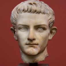 Tarihte Eşine Az Rastlanır Türden Delilikleriyle Meşhur Roma İmparatoru: Caligula