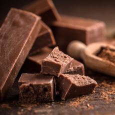 Kakao Çekirdeğinden Ürünün Paketlenmesine Kadar Çikolata Yapımının Aşamaları