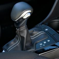 Otomatik Vites Araba Kullanan Herkesin Bilmesi Gereken Hayati Detaylar
