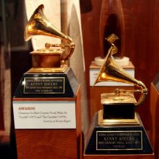 Kazananları, Kaybedenleri ve Akılda Kalanlarıyla 64. Grammy Ödül Töreninin Değerlendirmesi