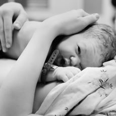 En Mucizevi Şeylerden Biri Olan "Doğum" Esnasında Bebeğin Tüm Süreci Kolaylaştırması 