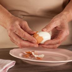 Haşlanmış Yumurtanın Kolay Soyulması İçin Ne Yapmak Lazım?