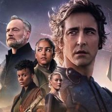 Vakıf (Foundation) Dizisi ile Uyarlandığı Orijinal Üçleme Arasındaki Genel Farklar