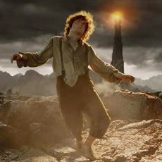 Sauron Neden Frodo’yu Yüzükle Tespit Edebiliyordu da Bilbo’yu Edemiyordu?