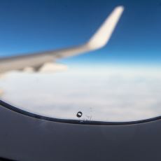 Uçak Pencerelerinde Bulunan Küçük Delik Ne İşe Yarıyor?