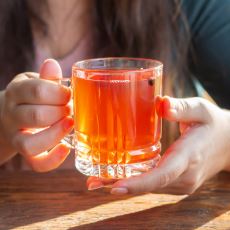 Bağırsak Florasını Düzenlemede Fena Etkili Olan Fermente Çay: Kombuça