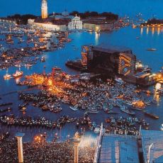 Pink Floyd'un Belediye Meclisini İstifaya Zorlayan Venedik Konseri