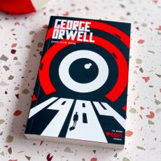 George Orwell'e 1984'ü Yazarken İlham Verdiği Tahmin Edilen Şeyler