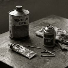 Tiner, Bali ve Çakmak Gazı Gibi Uçucu Maddeler Beyni Nasıl Çökertiyor?