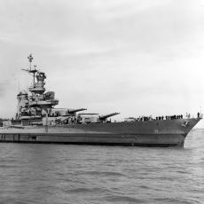 Hiroşima ve Nagazaki'ye Atılan Atom Bombalarını Taşıyan Gemi: USS Indianapolis