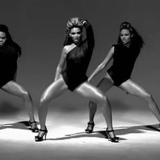 Beyoncé'nin Single Ladies (Put a Ring on It) Klibi, Mexican Breakfast'tan mı Çalıntı?