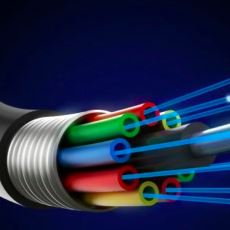 Fiber Optik Kablolar Nasıl Bu Kadar Hızlı Şekilde Veri Gönderir?
