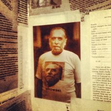 Charles Bukowski'ye Bakışınızı Bir Okuyuşta Derinleştirecek 7 İlginç Bilgi