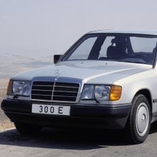 Bir Araba Markasından Fazlası: Mercedes Algısı Türkiye’de Nasıl Oluştu?