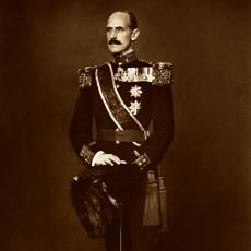 Norveç'in Başka Ülkelere Teklif Ede Ede Bulduğu Kral VII. Haakon'un İlginç Hikayesi