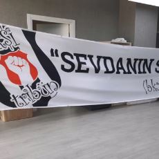 Ekşi Sözlük Beşiktaş Tribününden Yeni Stada Özel Beste: Şeref Bey'e Dönüş