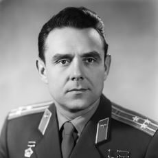 Eve Geri Dönemeyeceğini Bilen Kozmonot Vladimir Komarov'un Büyük Fedakarlığı