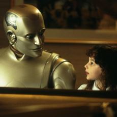 Klasik Olmayı Hak Eden Ancak Gözlerden Uzak Kalmış Bir Bilim Kurgu: Bicentennial Man