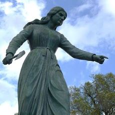 10 Kızılderilinin Kafa Derisini Yüzerek ABD Kahramanı Haline Gelen Kadın: Hannah Duston