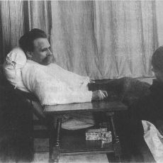 Yaşarken Değeri Bilinmeyen Nietzsche'nin Hayatı Boyunca Çektiği Acılar