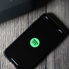 Spotify'daki Guilty Pleasure Şarkılarınızın Algoritmayı Bozmasını Önlemenin Yöntemi