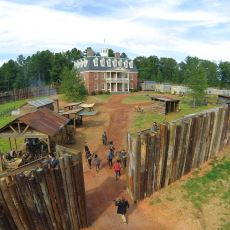 The Walking Dead Dizisindeki Sosyal Yapıların Temsil Ettiği Yönetim Şekilleri