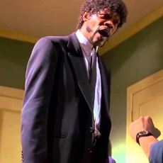 Tarantino'nun Seyirciyi Nasıl Ele Geçirdiğinin Kanıtı Olan Nefis Pulp Fiction Sahnesi