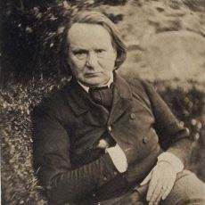 Victor Hugo'nun Spiritüalizme Sarıp Sefiller'i Yazdığı 20 Yıllık Enteresan Sürgün Dönemi
