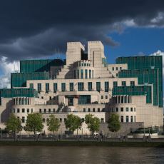 İngiliz İstihbarat Teşkilatları MI5 ve MI6'nın Kısa Tarihi ve En Olağanüstü Operasyonları