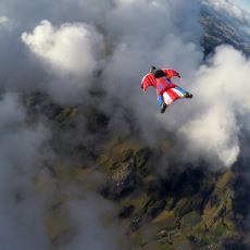 Dünyanın En Zevkli ve Bir O Kadar Riskli Sporu: Wingsuit Uçuşu