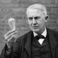 Ampulü Bildiğimiz Anlamıyla Keşfeden Kişinin Thomas Edison Olmadığı Gerçeği