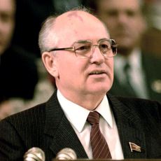Sovyetler Birliği'ni Gerçekten de Mihail Gorbaçov'un Reformları mı Yıktı?