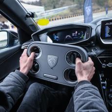 Peugeot'nun Yeni Direksiyon Sisteminin Enteresan Çalışma Prensibi 