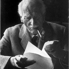 Psikiyatr Carl Gustav Jung'dan Eve, Dükkana ve Ofise Asmalık Harika Alıntılar