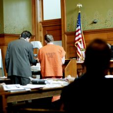 Savcıyla Davalının Bir Ceza Üzerinde Anlaşıp Olayı Tatlıya Bağlaması: Plea Bargain